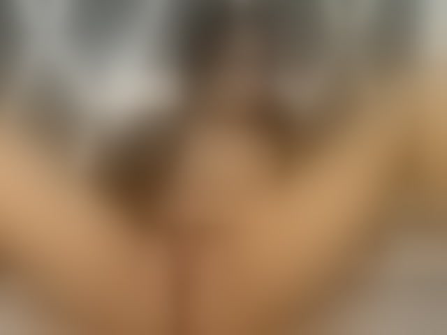 Live sex webcam photo for monserrat11