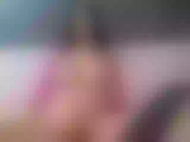 Live sex webcam photo for moonaray #290188459