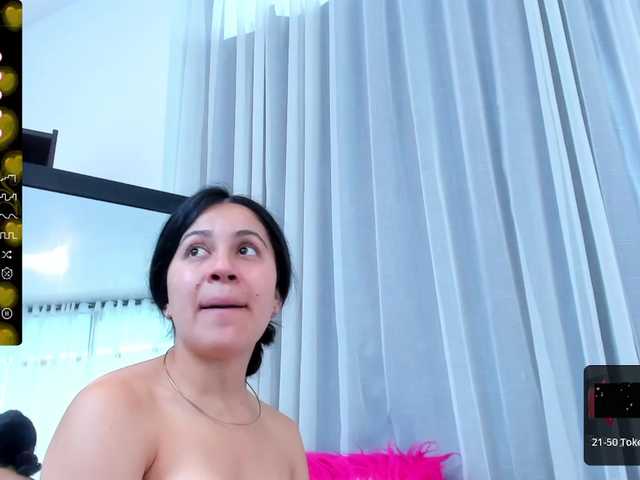 Live sex webcam photo for moonn-26 #277269474