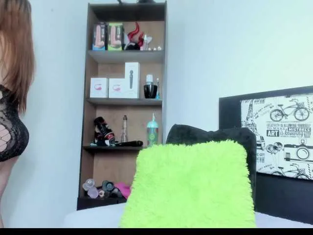 Live sex webcam photo for moonn-26 #290190706