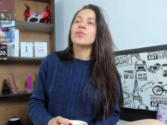 Live sex webcam photo for moonn-26 #291472848