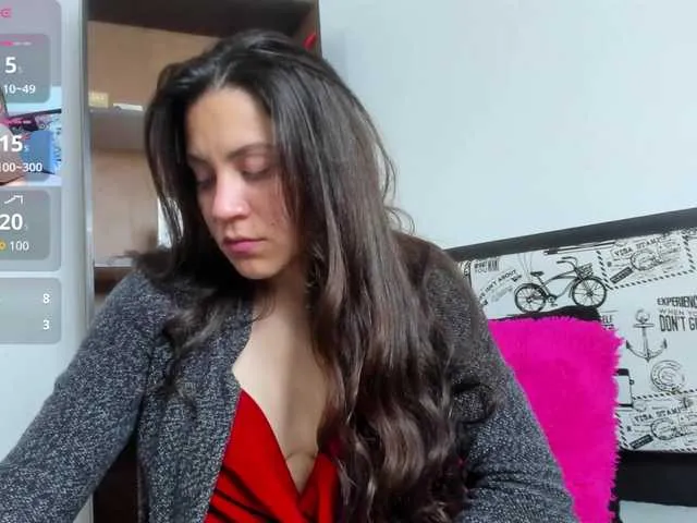 Live sex webcam photo for moonn-26 #291603591