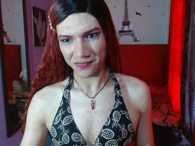 Live sex webcam photo for moonprinss #275518259