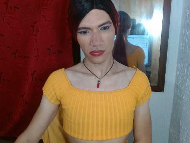 Live sex webcam photo for moonprinss #277593284