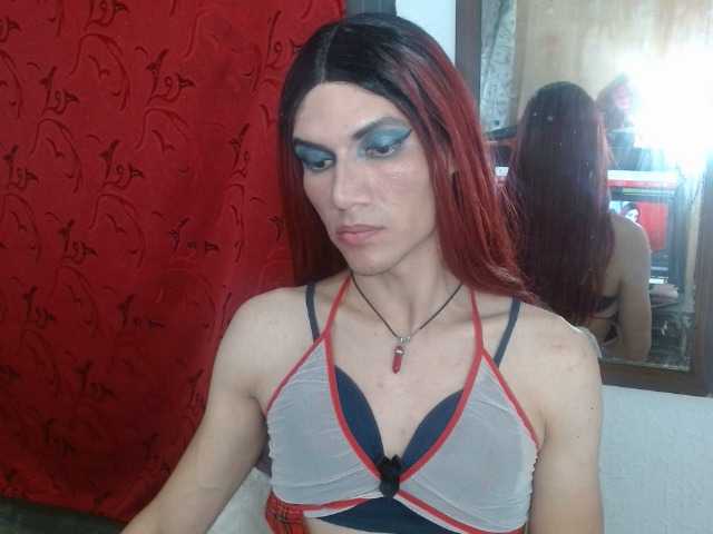 Live sex webcam photo for moonprinss #277669492