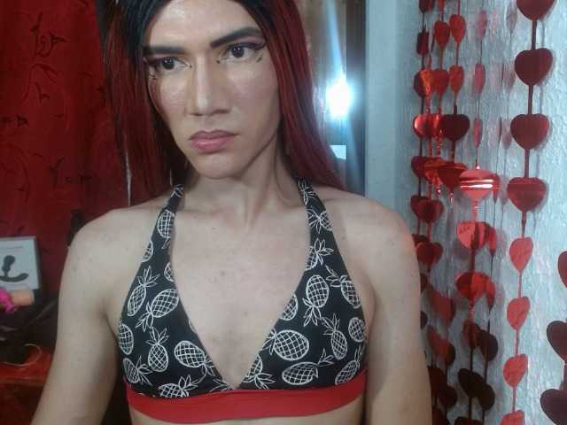 Live sex webcam photo for moonprinss #277845073