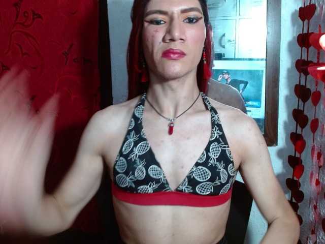 Live sex webcam photo for moonprinss #278156419