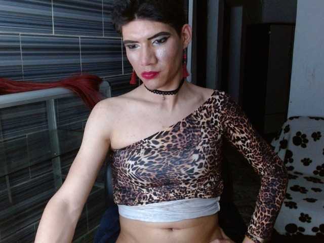 Live sex webcam photo for moonprinss #290948884