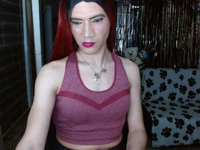 Live sex webcam photo for moonprinss #290975458