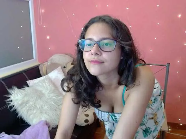 Live sex webcam photo for morahaze #290445254