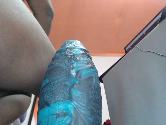 Live sex webcam photo for morenahottt #274493203