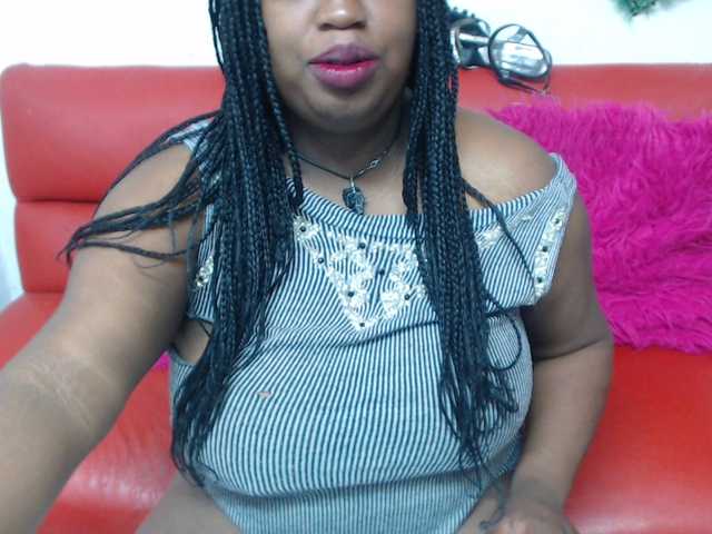 Live sex webcam photo for morenahottt #276247850