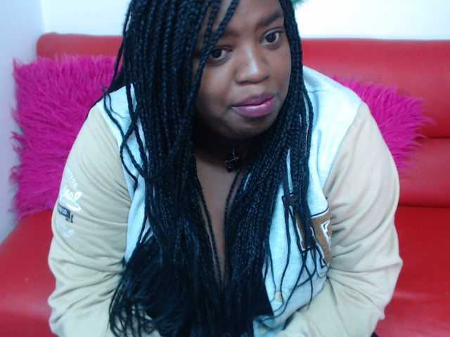 Live sex webcam photo for morenahottt #276695831