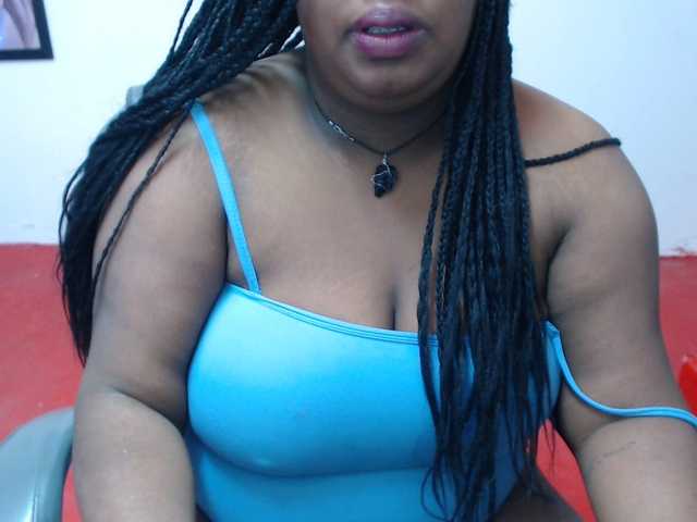 Live sex webcam photo for morenahottt #277138291