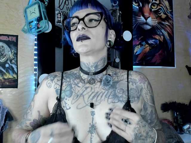 Live sex webcam photo for morganaliith #291122793