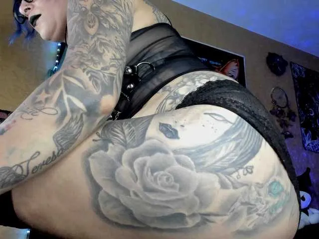 Live sex webcam photo for morganaliith #291216559