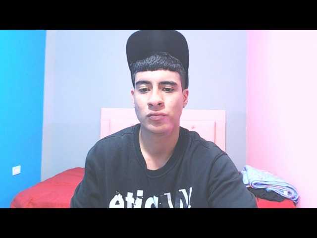 Live sex webcam photo for mosesth #276678832