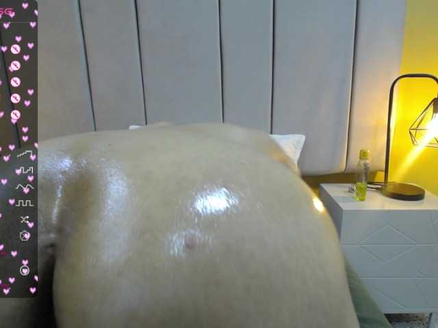 Live sex webcam photo for moxa-hot #276395268