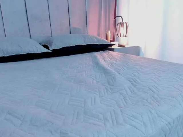 Live sex webcam photo for moxa-hot #291854114