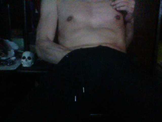 Live sex webcam photo for mrdemoncrowly #288048438