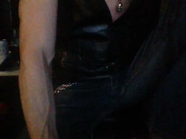 Live sex webcam photo for mrdemoncrowly #288048544