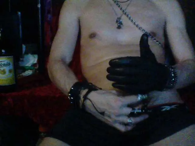 Live sex webcam photo for mrdemoncrowly #288048556