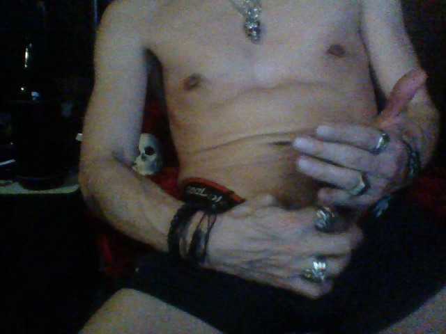 Live sex webcam photo for mrdemoncrowly #288048568