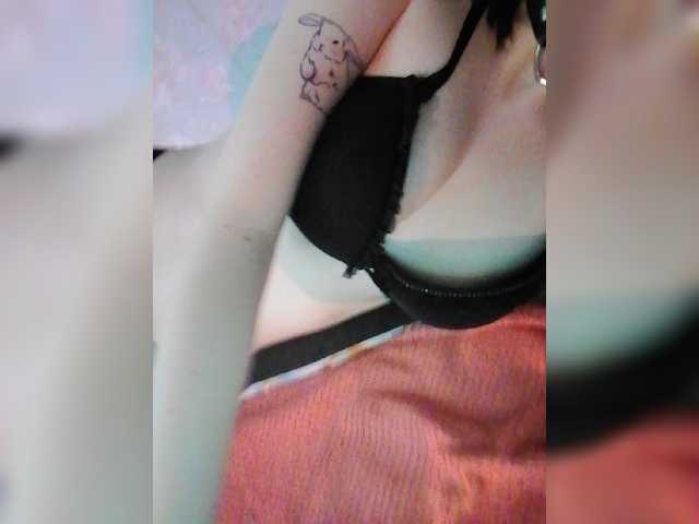 Live sex webcam photo for mrrkisaa #276341820