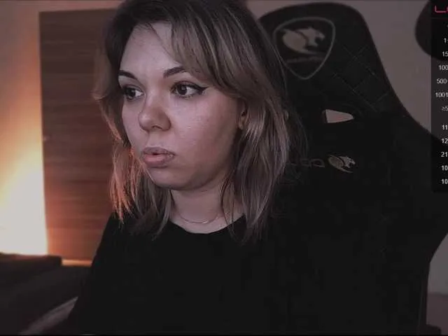 Live sex webcam photo for mrspickles666 #276035693