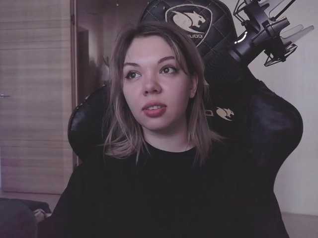 Live sex webcam photo for mrspickles666 #276093324