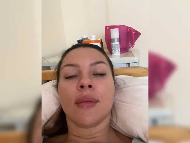 Live sex webcam photo for murr-murr #273922791