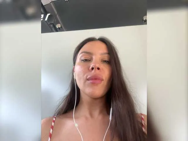Live sex webcam photo for murr-murr #275582336