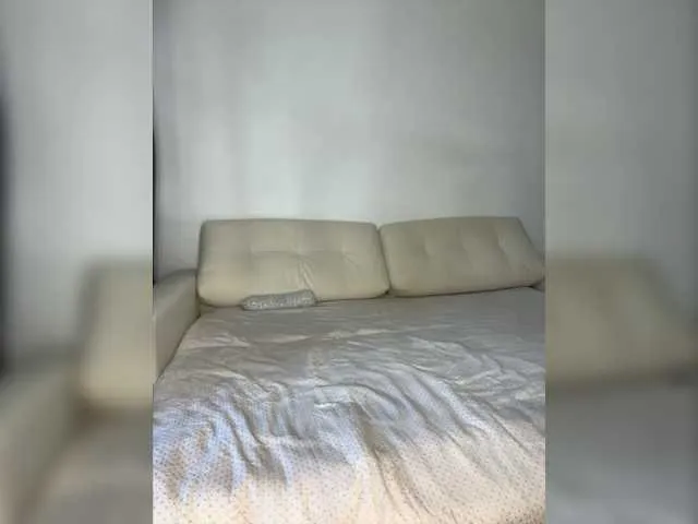 Live sex webcam photo for murr-murr #275729297