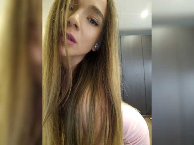 Live sex webcam photo for my--Polina #288033929