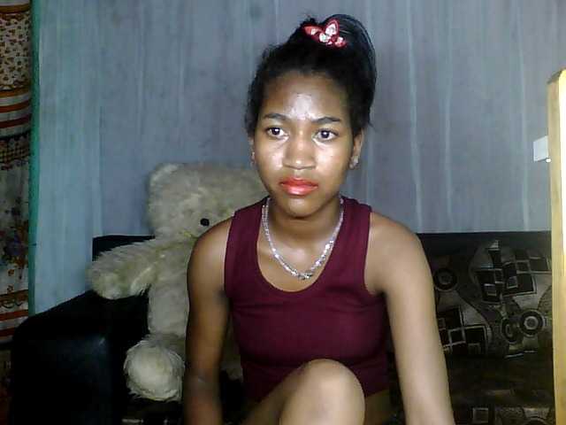 Live sex webcam photo for my-love10 #271780804