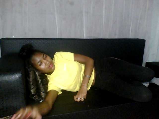 Live sex webcam photo for my-love10 #271886626