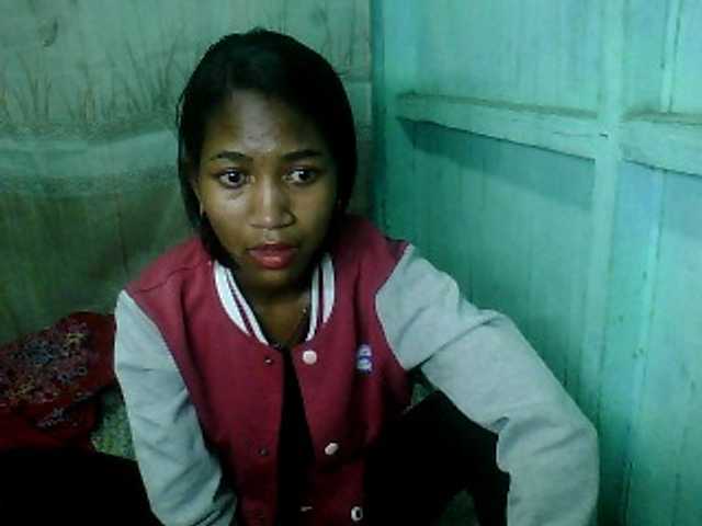 Live sex webcam photo for my-love10 #271924064