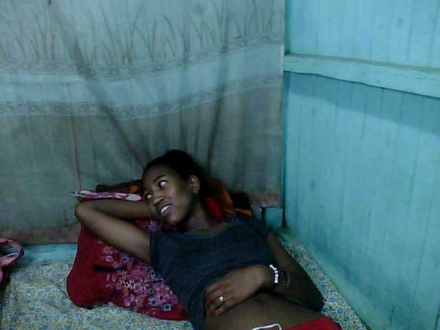 Live sex webcam photo for my-love10 #271948918