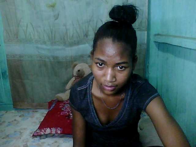 Live sex webcam photo for my-love10 #271979042