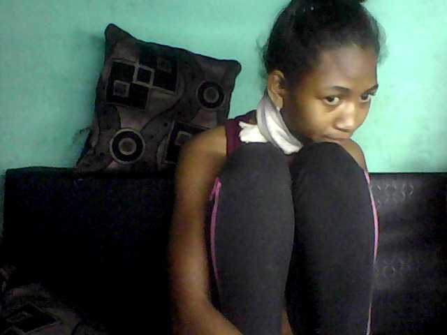 Live sex webcam photo for my-love10 #272117803