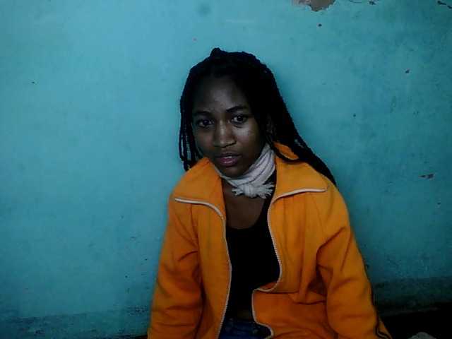 Live sex webcam photo for my-love10 #272154398