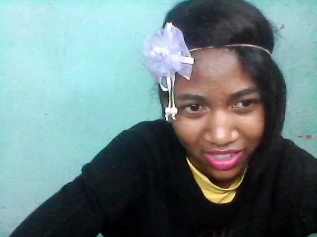 Live sex webcam photo for my-love10 #272274791