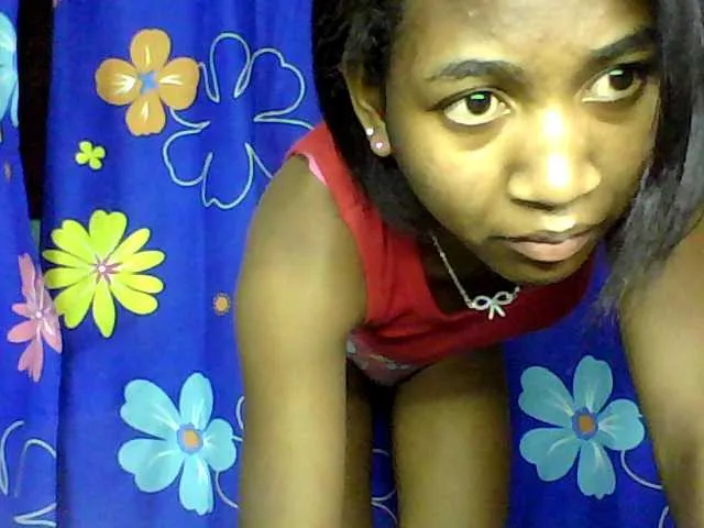 Live sex webcam photo for my-love10 #272408927