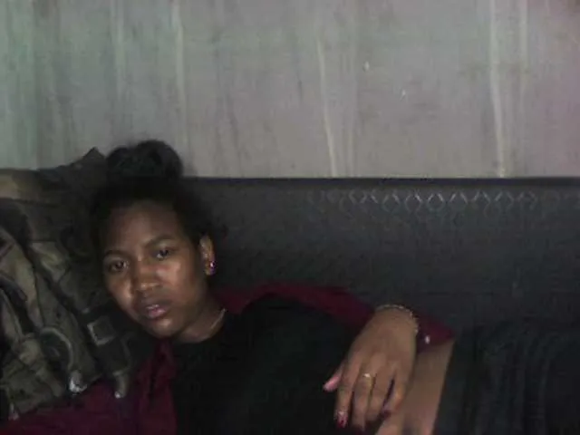 Live sex webcam photo for my-love10 #272463970