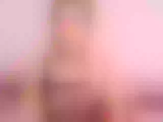 Live sex webcam photo for mya13 #275627107