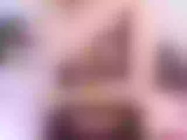Live sex webcam photo for mya13 #277908497