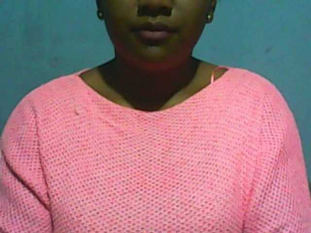 Live sex webcam photo for mybigass15 #273344051