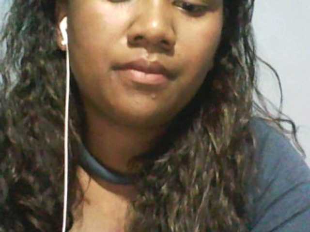 Live sex webcam photo for mybigass15 #273460681