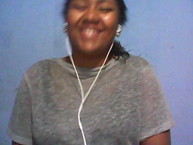 Live sex webcam photo for mybigass15 #273803360