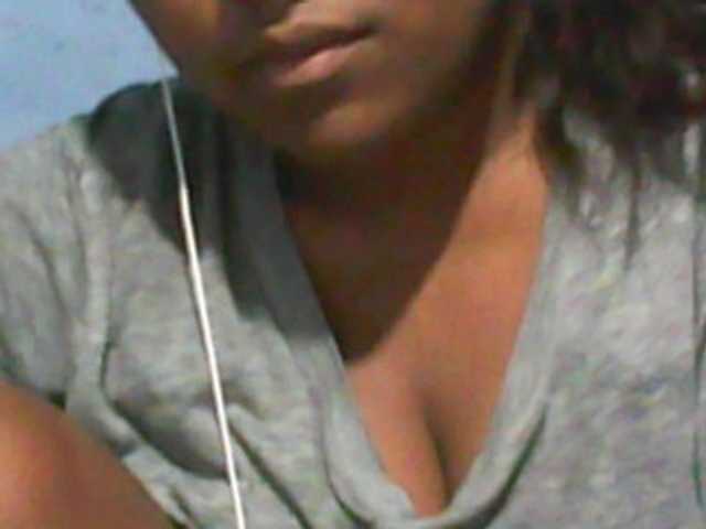 Live sex webcam photo for mybigass15 #274187174